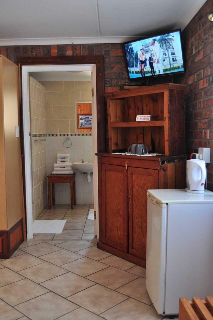 Obelix Guesthouse Lüderitz エクステリア 写真