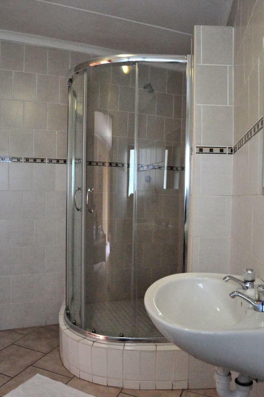 Obelix Guesthouse Lüderitz エクステリア 写真